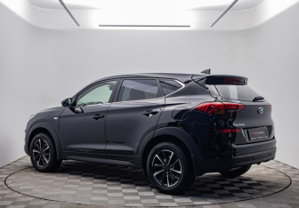 Подержанный автомобиль Hyundai Tucson 2020 года (7 фото)