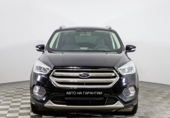 Подержанный автомобиль Ford Kuga 2019 года (2 фото)