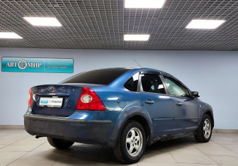 Подержанный автомобиль Ford Focus Sedan 2007 года (5 фото)