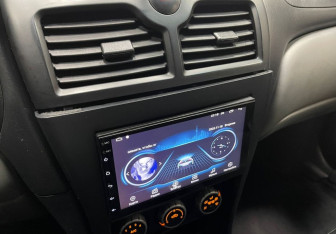 Подержанный автомобиль Nissan Almera Classic 2010 года (14 фото)