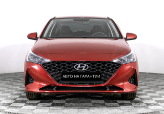 Подержанный автомобиль Hyundai Solaris Sedan 2020 года (2 фото)