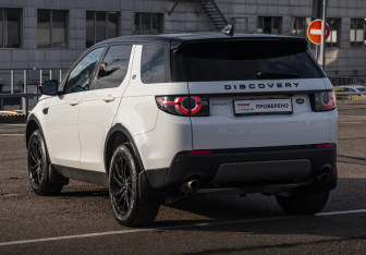 Подержанный автомобиль Land Rover Discovery Sport 2016 года (7 фото)