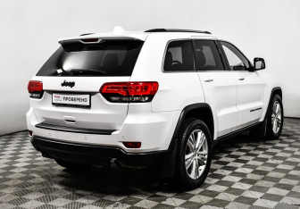 Подержанный автомобиль Jeep Grand Cherokee 2013 года (5 фото)