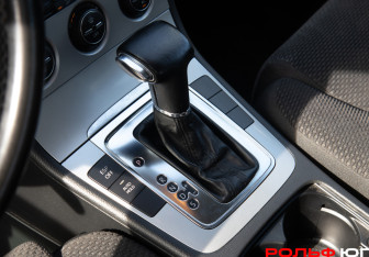 Подержанный автомобиль Volkswagen Passat Sedan 2008 года (12 фото)