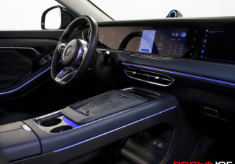 Подержанный автомобиль Voyah Free 2023 года (18 фото)