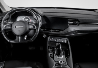 Подержанный автомобиль Haval F7 2021 года (12 фото)