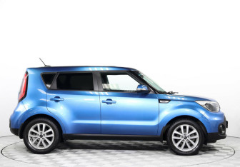 Подержанный автомобиль Kia Soul 2018 года (4 фото)