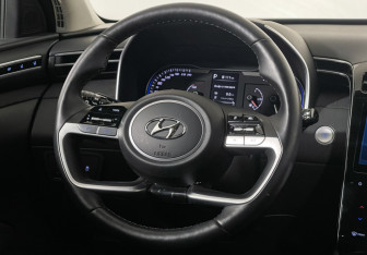 Подержанный автомобиль Hyundai Tucson 2024 года (14 фото)