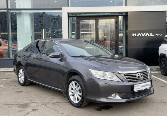 Подержанный автомобиль Toyota Camry Sedan 2012 года (3 фото)