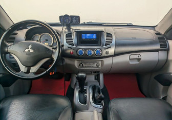 Подержанный автомобиль Mitsubishi L200 2008 года (9 фото)