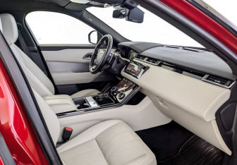 Подержанный автомобиль Land Rover Range Rover Velar 2018 года (11 фото)