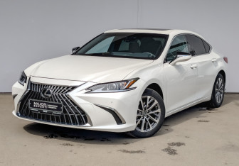 Подержанный автомобиль Lexus ES 2023 года (1 фото)