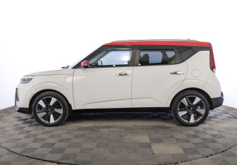 Подержанный автомобиль Kia Soul 2021 года (8 фото)