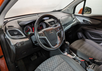 Подержанный автомобиль Opel Mokka 2013 года (15 фото)