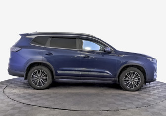 Подержанный автомобиль Chery Tiggo 8 Pro Max 2023 года (4 фото)