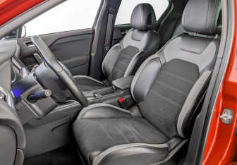 Подержанный автомобиль DS 4 2016 года (20 фото)