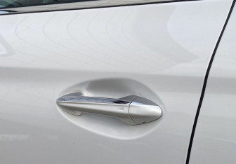 Подержанный автомобиль Hongqi HS5 2023 года (22 фото)