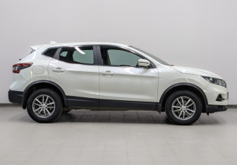 Подержанный автомобиль Nissan Qashqai 2019 года (4 фото)