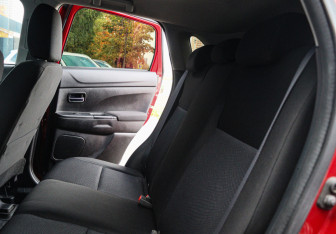 Подержанный автомобиль Mitsubishi ASX 2010 года (8 фото)