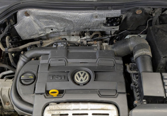 Подержанный автомобиль Volkswagen Tiguan 2014 года (9 фото)