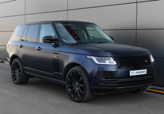 Подержанный автомобиль Land Rover Range Rover 2018 года (3 фото)