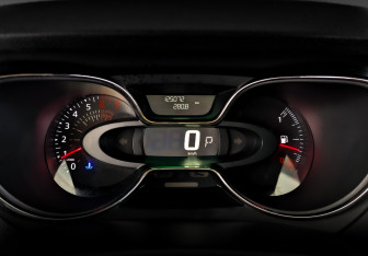 Подержанный автомобиль Renault Kaptur 2019 года (13 фото)