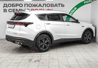 Подержанный автомобиль Jetour X70 2025 года (4 фото)