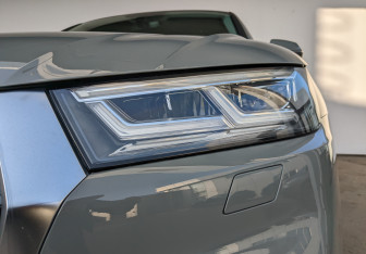 Подержанный автомобиль Audi Q5 2019 года (11 фото)