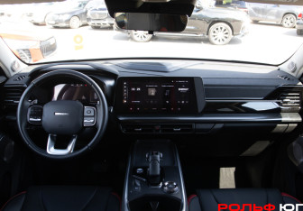 Подержанный автомобиль Haval H3 2024 года (11 фото)