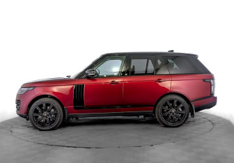 Подержанный автомобиль Land Rover Range Rover 2021 года (8 фото)