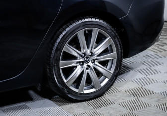 Подержанный автомобиль Mazda 6 Sedan 2022 года (15 фото)