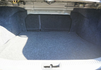 Подержанный автомобиль Kia Spectra Sedan 2009 года (9 фото)