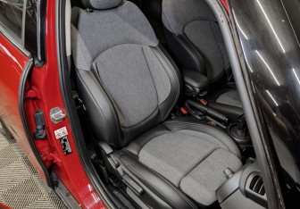 Подержанный автомобиль MINI Hatch 2019 года (22 фото)