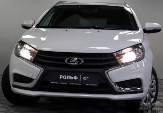 Подержанный автомобиль LADA (ВАЗ) Vesta Wagon 2021 года (20 фото)