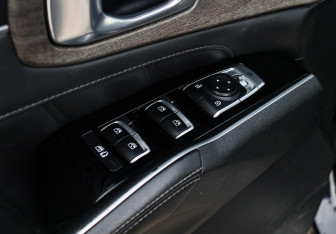 Подержанный автомобиль Kia Sorento 2022 года (15 фото)