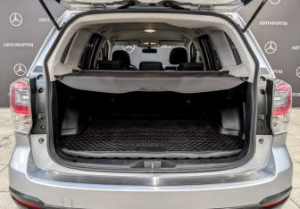 Подержанный автомобиль Subaru Forester Suv 2016 года (10 фото)