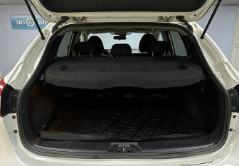 Подержанный автомобиль Nissan Qashqai 2016 года (13 фото)