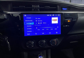 Подержанный автомобиль Toyota Corolla Sedan 2013 года (14 фото)