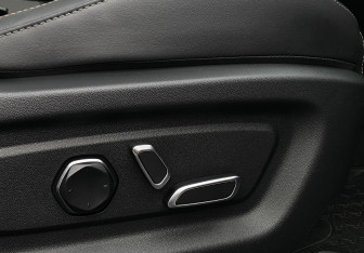 Подержанный автомобиль Changan UNI-K 2023 года (28 фото)