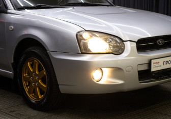 Подержанный автомобиль Subaru Impreza Wagon 2004 года (11 фото)