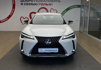 Подержанный автомобиль Lexus UX 2019 года (2 фото)