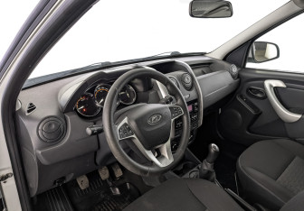 Подержанный автомобиль LADA (ВАЗ) Largus Wagon 2021 года (14 фото)