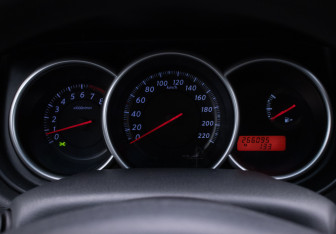 Подержанный автомобиль Nissan Tiida Sedan 2012 года (12 фото)