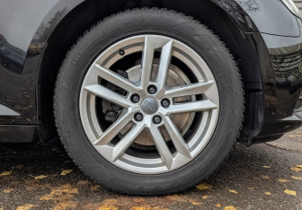 Подержанный автомобиль Audi A4 Sedan 2019 года (18 фото)