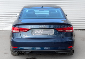 Подержанный автомобиль Audi A3 Sedan 2017 года (6 фото)