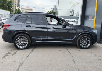 Подержанный автомобиль BMW X3 2021 года (4 фото)