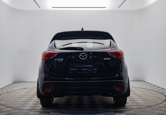 Подержанный автомобиль Mazda CX-5 2012 года (6 фото)