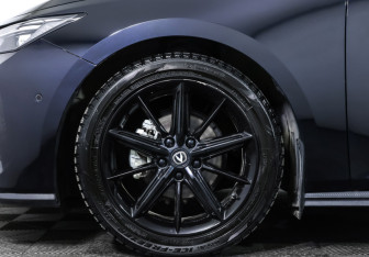 Подержанный автомобиль Changan UNI-V 2023 года (31 фото)