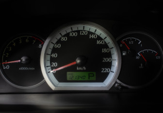 Подержанный автомобиль Chevrolet Lacetti Sedan 2012 года (12 фото)