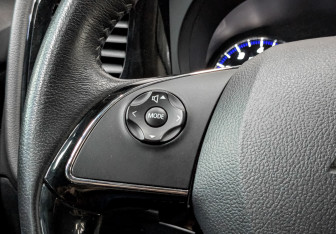 Подержанный автомобиль Mitsubishi Outlander 2019 года (26 фото)